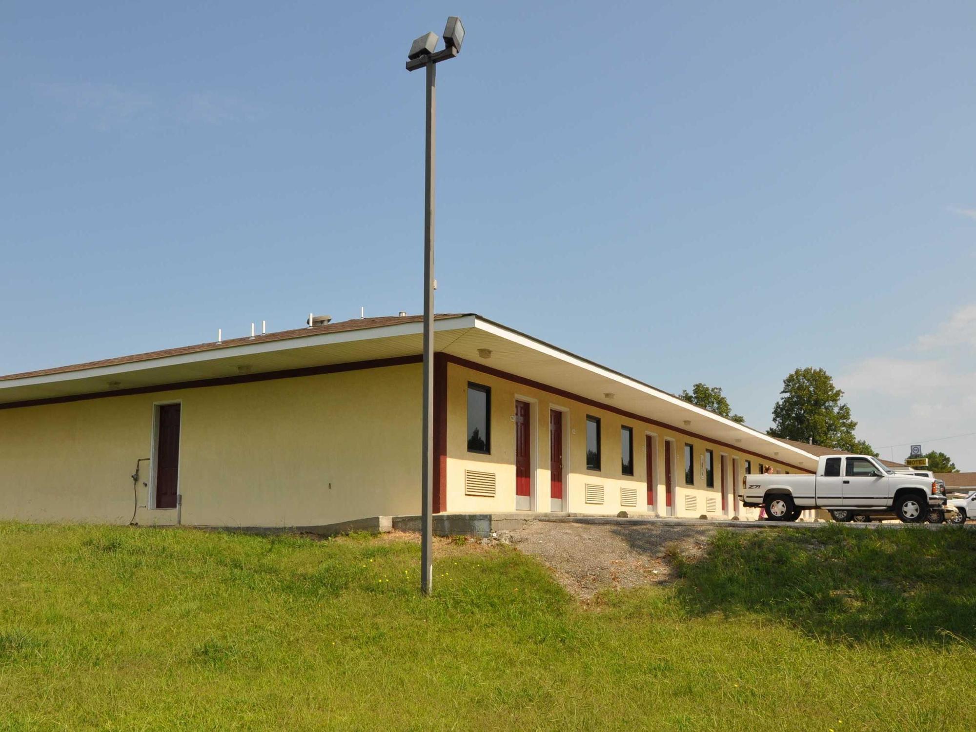 Budget Inn Elkmont ภายนอก รูปภาพ